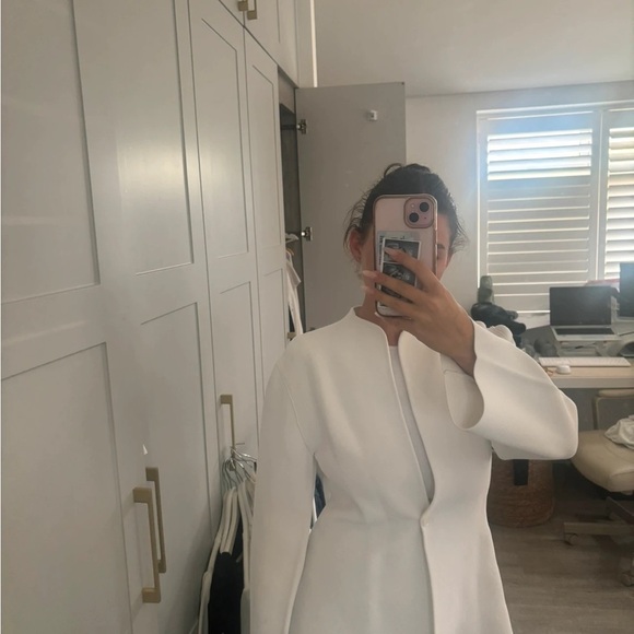 Elegant White Women's Jacket - Picture 4 of 5